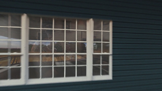 Video Reference: window, siding, sash window, facade, daylighting, window screen, door, glass, house