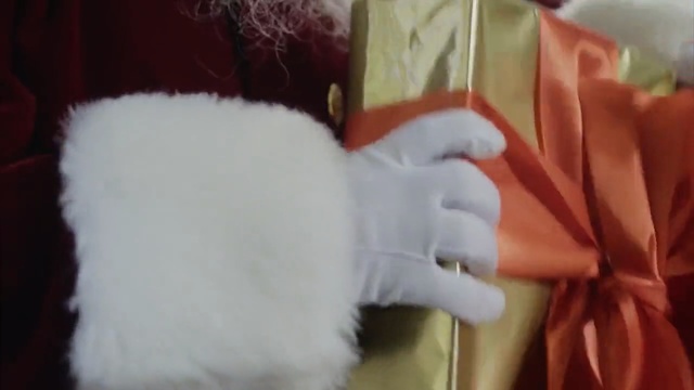 Video Reference: Fur, Fur clothing, Wool, Hand, Textile, Glove, Fictional character