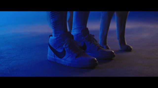 Video Reference: Footwear, Blue, Shoe, Cobalt blue, Electric blue, Human leg, Leg, Sky, Photography, Performance
