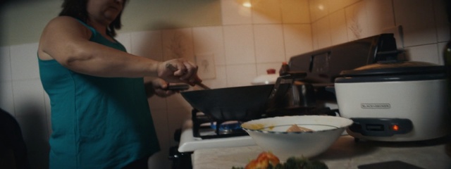 Video Reference: cook, cooking, cuisine, food, service, cookware and bakeware, drink, dish