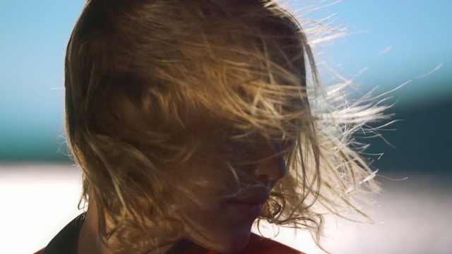 Video Reference: Hair, Face, Hairstyle, Chin, Head, Brown hair, Nose, Surfer hair, Long hair, Beauty