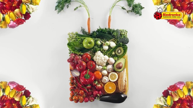 Video Reference: Floristry, Artificial flower, Flower, Floral design, Flower Arranging, Bouquet, Font, Cut flowers, Plant, Vegetable