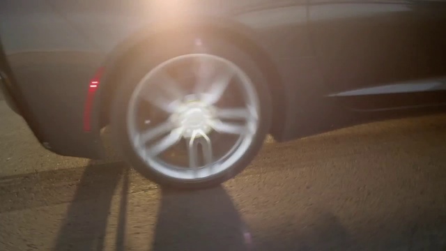 Video Reference: Alloy wheel, Rim, Wheel, Automotive tire, Vehicle, Tire, Automotive wheel system, Auto part, Car, Automotive lighting