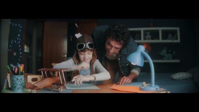 Video Reference: snapshot, fun, screenshot, girl, product, song, midnight, scene, Person