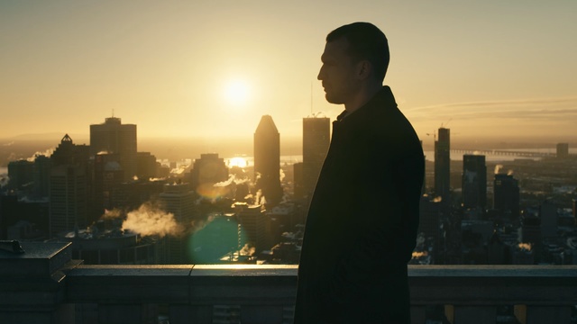 Video Reference: sky, skyline, urban area, city, reflection, sunrise, cityscape, water, morning, sunset