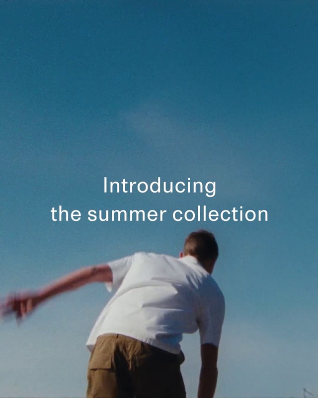 Video Reference: Sky, Happy, Font, Photography, Cloud, Gesture, Photo caption