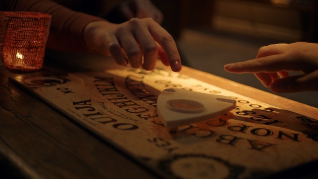 Video Reference: Hand, Nail, Finger, Games, Font