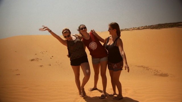 Video Reference: Sand, Fun, Natural environment, Desert, Aeolian landform, Vacation, Friendship, Landscape, Happy, Dune