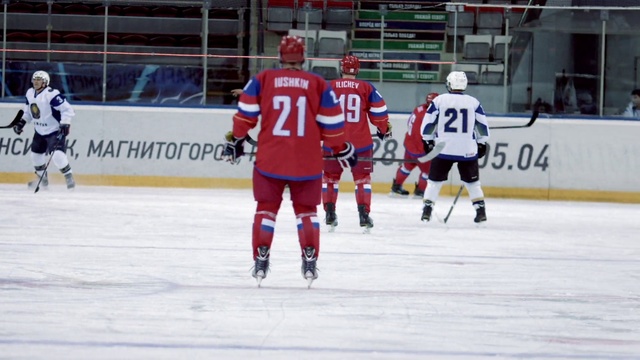 Video Reference: Player, Sports, Tournament, College ice hockey, Sports equipment, Team sport, Ball game, Hockey protective equipment, Bandy, Hockey
