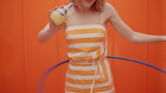 Video Reference: orange, yellow, shoulder, joint, arm, hand, finger, muscle, neck, girl