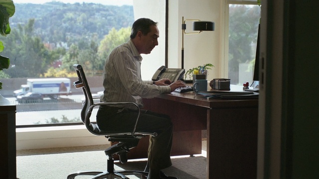 Video Reference: Office chair, Desk, Furniture, Chair, Sitting, Table, Room, Office, White-collar worker