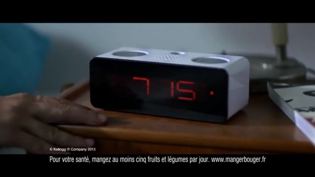 Video Reference: Digital clock, Clock, Alarm clock, Electronics, Product, Technology, Electronic device, Radio clock, Interior design, Home accessories