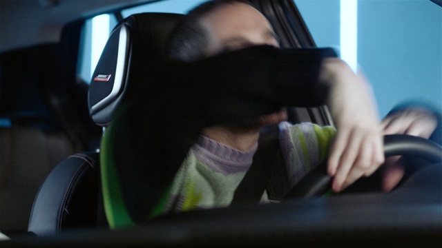 Video Reference: Vehicle door, Driving, Automotive design, Auto part, Vehicle, Family car, Mid-size car, Car, Hand, Steering wheel