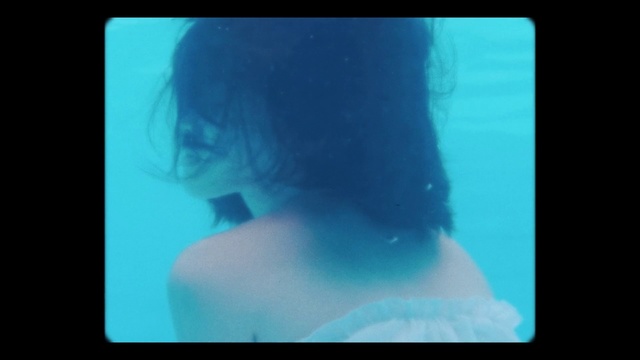 Video Reference: Face, Photograph, Blue, Underwater, Aqua, Chin, Jaw, Neck, Organism, Mouth