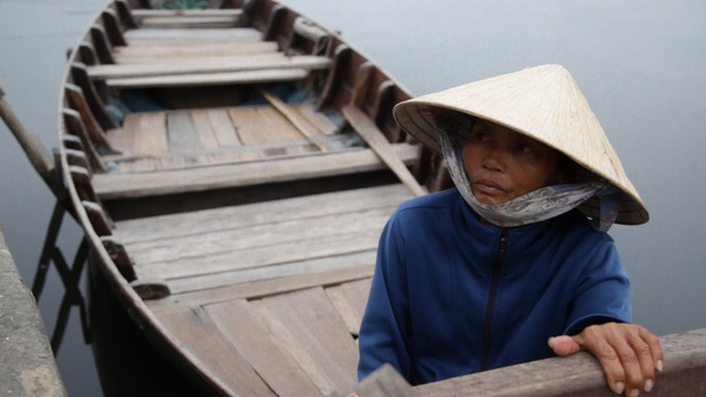 Video Reference: Wood, Vehicle, Water transportation, Boat