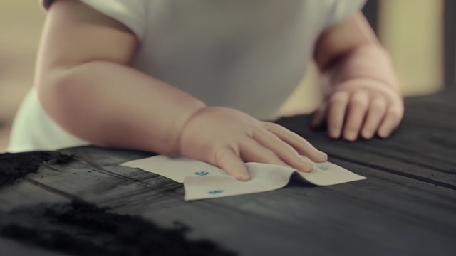Video Reference: Hand, Finger, Arm, Nail, Games, Child, Writing