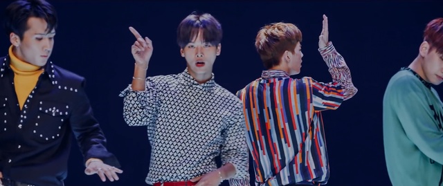 Video Reference: performance, product, fashion, performing arts, entertainment, event, stage, pop music, music artist, girl, Person