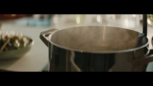 Video Reference: Cookware and bakeware, Dish