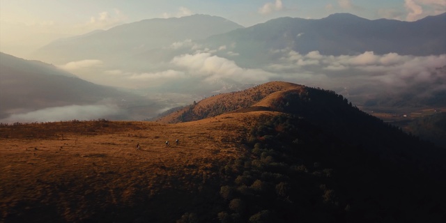 Video Reference: Highland, Mountainous landforms, Sky, Mountain, Hill, Ridge, Atmospheric phenomenon, Fell, Cloud, Wilderness