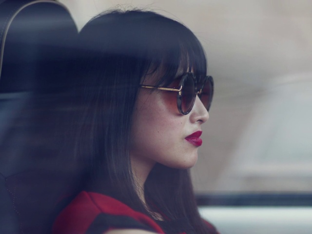 Video Reference: Eyewear, Hair, Face, Sunglasses, Lip, Glasses, Beauty, Red, Cool, Black hair