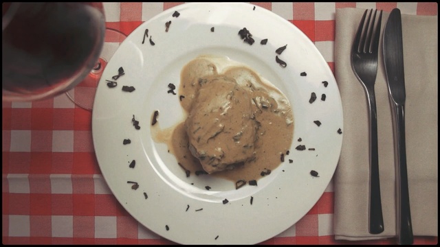 Video Reference: food, dessert, ice cream, dish, dairy product, Person