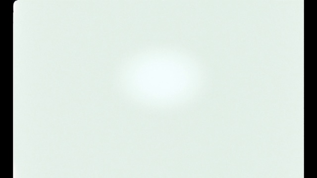Video Reference: White, Daytime, Sky, Atmospheric phenomenon, Light, Atmosphere, Line, Calm, Sunlight, Circle