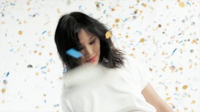 Video Reference: hair, human hair color, girl, beauty, shoulder, black hair, long hair, smile, happiness, neck, Person