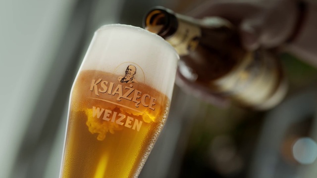 Video Reference: Drink, Beer, Alcohol, Alcoholic beverage, Wheat beer, Beer glass, Liqueur, Glass bottle, Lager, Bottle