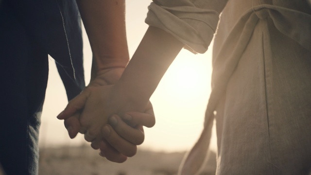 Video Reference: Holding hands, Gesture, Hand, Interaction, Love, Friendship, Finger, Romance