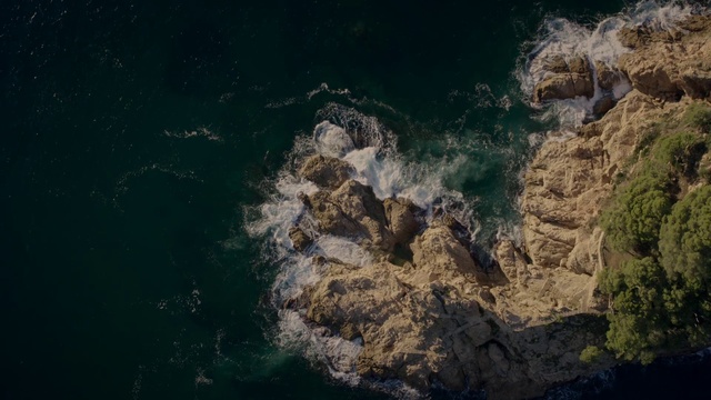 Video Reference: Water, Sky, Rock, Sea, Geology, Earth, Coast, Terrain, Space, Cliff