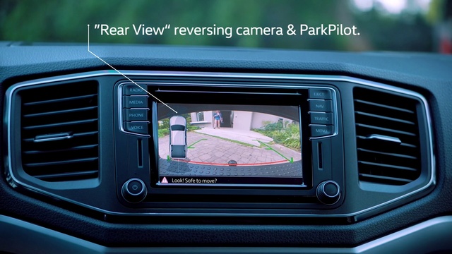 Video Reference: Vehicle, Car, Technology, Multimedia, Electronics, Automotive navigation system, Electronic device, Center console, Vehicle audio, Family car