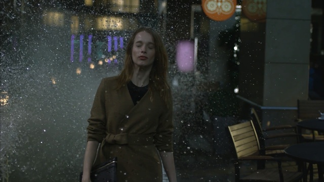 Video Reference: snapshot, night, darkness, fun, girl, screenshot, water, winter, space, midnight, Person