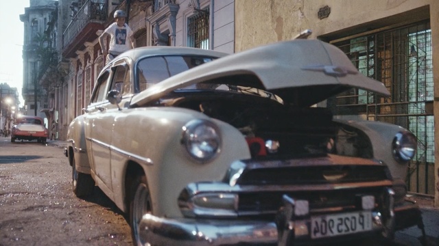 Video Reference: Land vehicle, Vehicle, Car, Classic car, Motor vehicle, Coupé, Sedan, Classic, Antique car, Chevrolet styleline