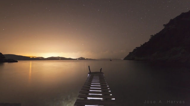 Video Reference: nature, sky, water, reflection, night, atmosphere, darkness, horizon, calm, lake