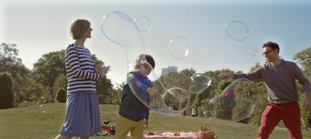 Video Reference: balloon, aircraft, sport, wicket, Person