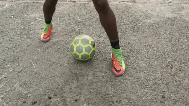 Video Reference: Soccer ball, Football, Ball, Soccer, Footwear, Street football, Play, Leg, Shoe, Human leg