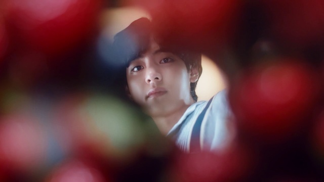 Video Reference: Face, Red, Head, Nose, Skin, Beauty, Cheek, Eye, Forehead, Fun