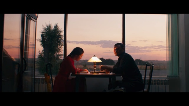 Video Reference: Photograph, Evening, Sky, Snapshot, Conversation, Morning, Interaction, Fun, Photography, Sitting