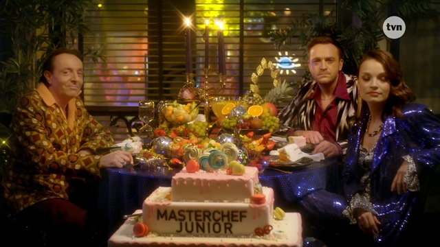 Video Reference: Torte, Cake, Event, Food, Cake decorating, Baked goods, Dessert, Temple, Icing, Birthday cake, Person