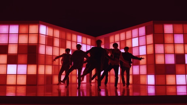 Video Reference: Entertainment, Performance, Performing arts, Stage, Dance, Event, Performance art, heater, Musical, Musical theatre