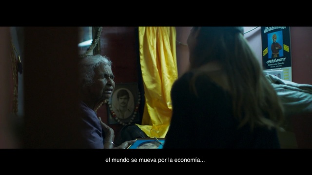 Video Reference: snapshot, darkness, screenshot, girl, midnight, fun, song, scene, Person