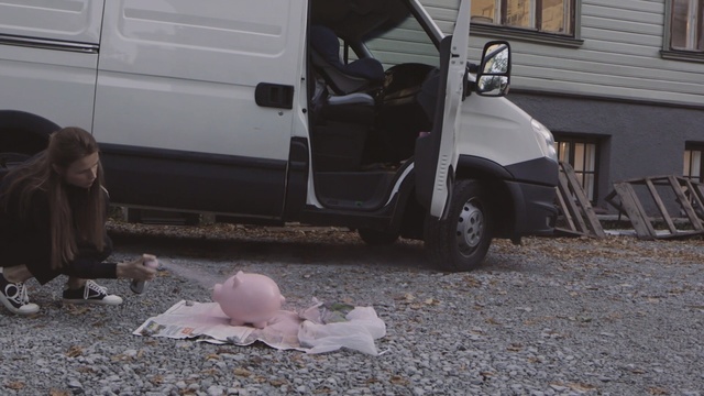 Video Reference: Vehicle, Car, Van, Transport, Minivan, Minibus, Commercial vehicle