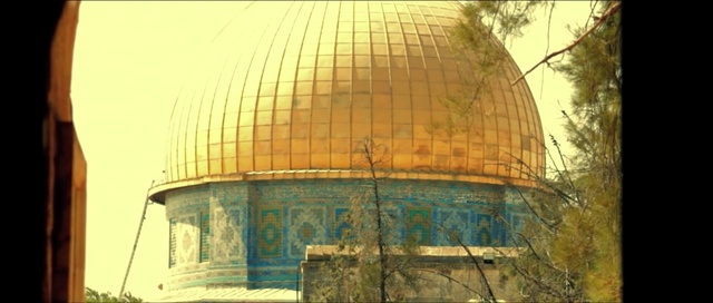 Video Reference: landmark, sky, dome, building, architecture, arch, tourist attraction, facade, ancient history, symmetry