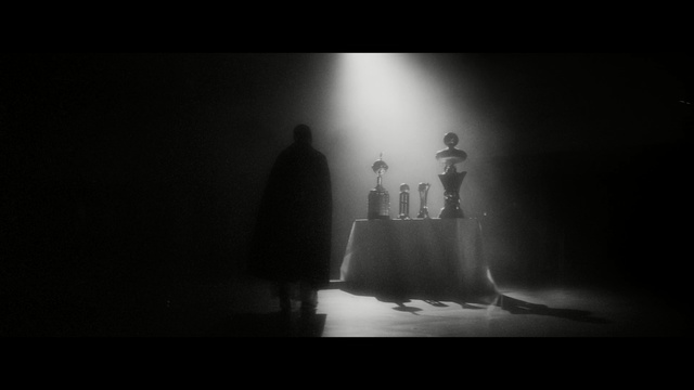 Video Reference: Black, White, Darkness, Black-and-white, Light, Monochrome photography, Monochrome, Atmosphere, Photography, Shadow, Person