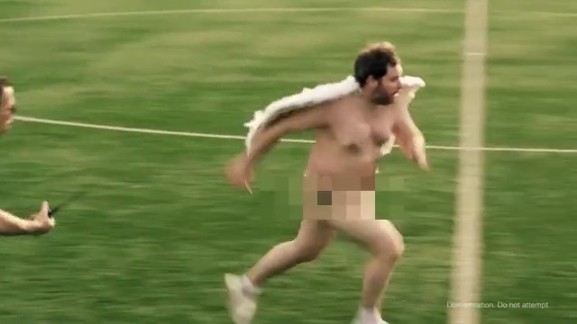 Video Reference: player, sports, vertebrate, football player, grass, sports training, football, muscle, athletics, sport venue, Person