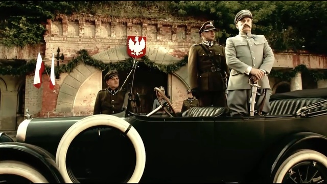 Video Reference: Motor vehicle, Vehicle, Vintage car, Classic, Car, Classic car, Antique car, Luxury vehicle, Person