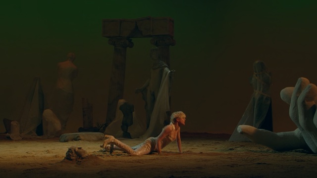 Video Reference: Scene, Art, Human, Visual arts, Adaptation, Performance art, Organism, Fun, Landscape, Performing arts