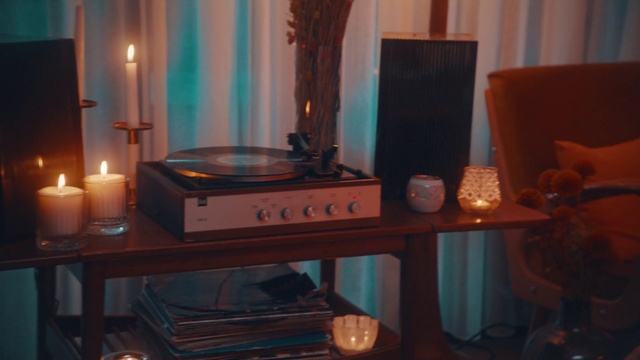 Video Reference: Room, Electronics, Lighting, Furniture, Technology, Table, Living room, Electronic device, Audio equipment, House