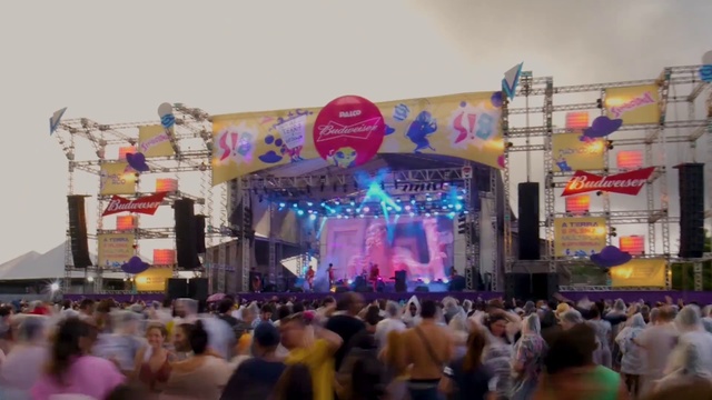 Video Reference: Crowd, Stage, Event, Fun, Festival, Balloon, Architecture, Performance, Party, Night