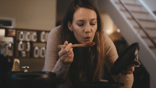Video Reference: girl, hand, Person